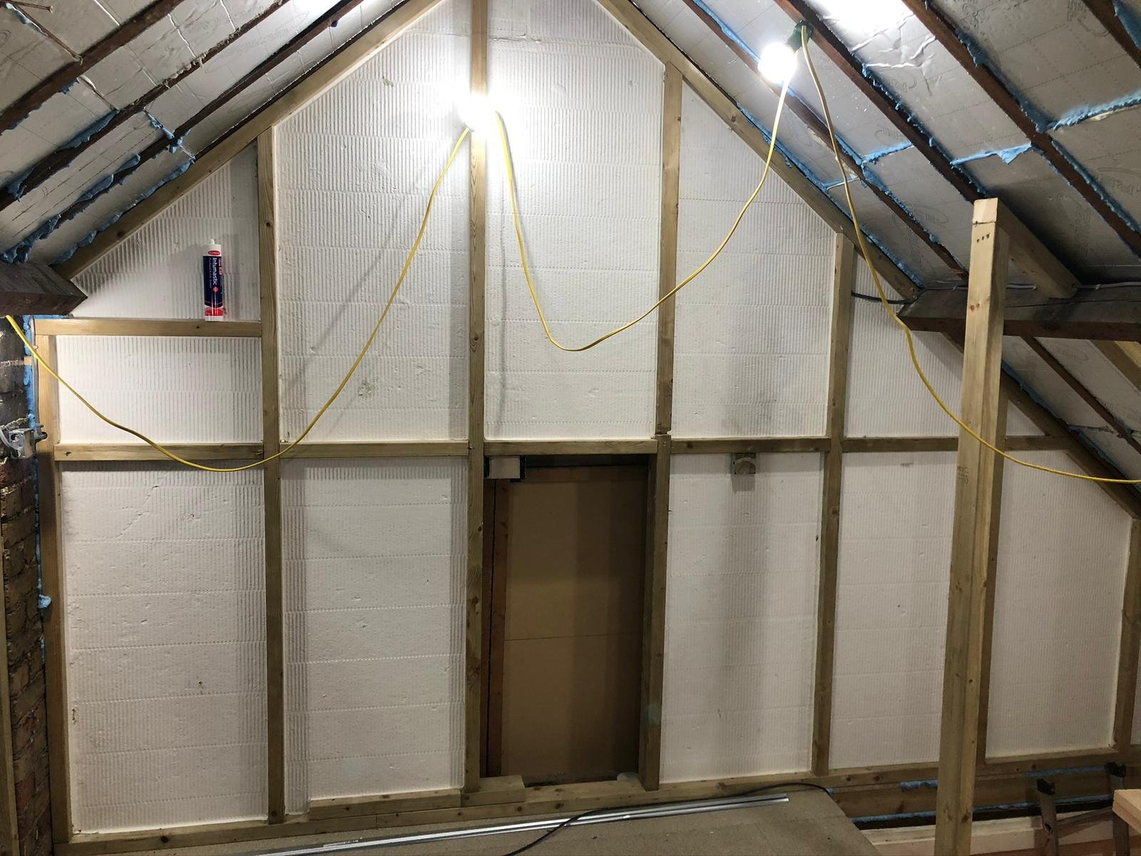 Roof & Joists 18